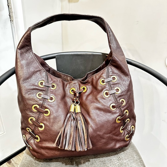 Michael Kors Astor dark brown leather Hobo bag gold grommets and tassels - Picture 1 of 15